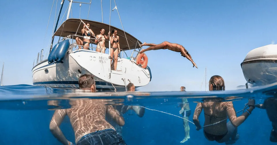 Maddalena Archipelago: Full-Day Sailboat Tour with Lunch
